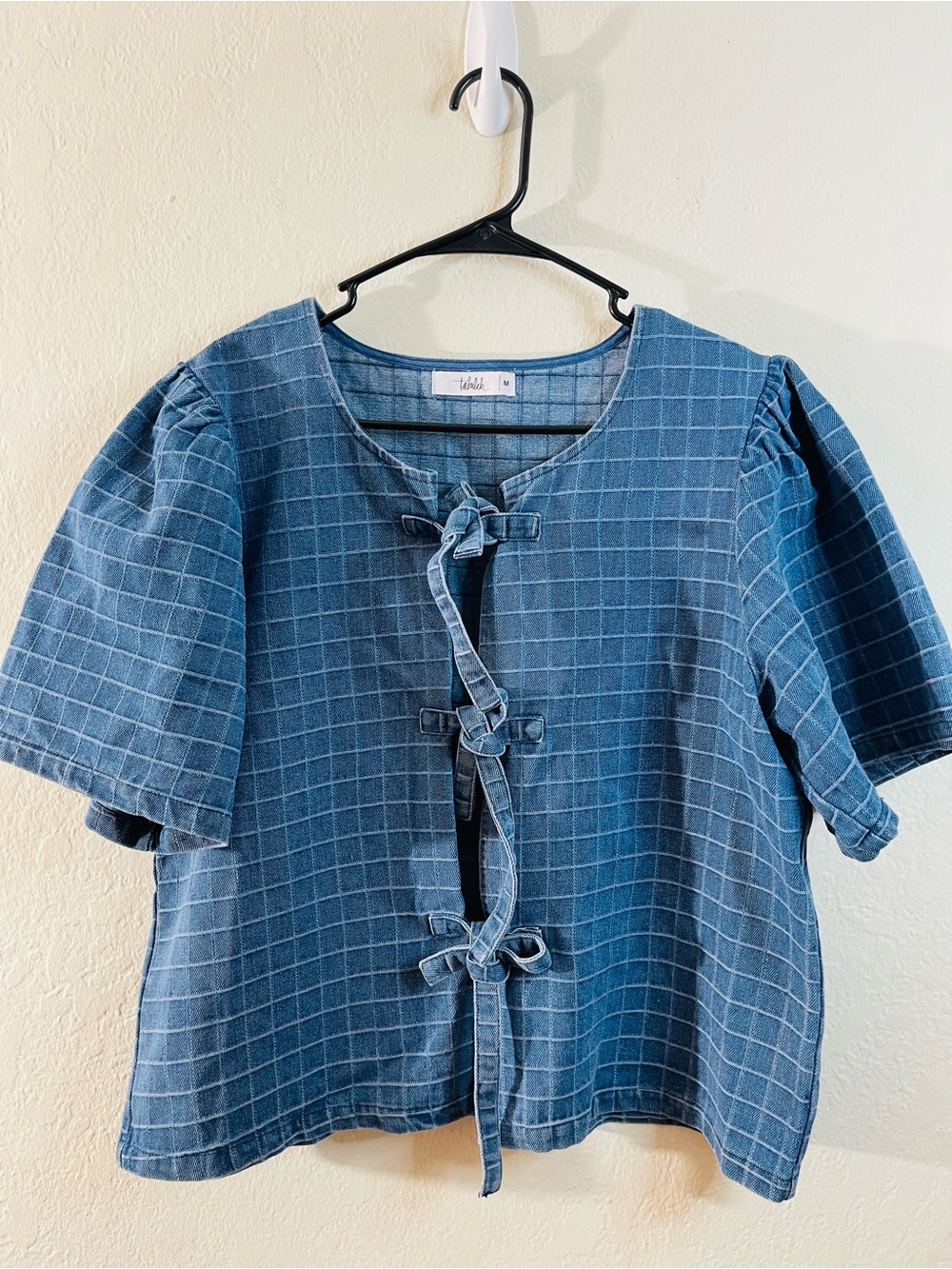 TALULAH Light Blue Grid Tie-Front Blouse Women Medium Casual Travel Vacation